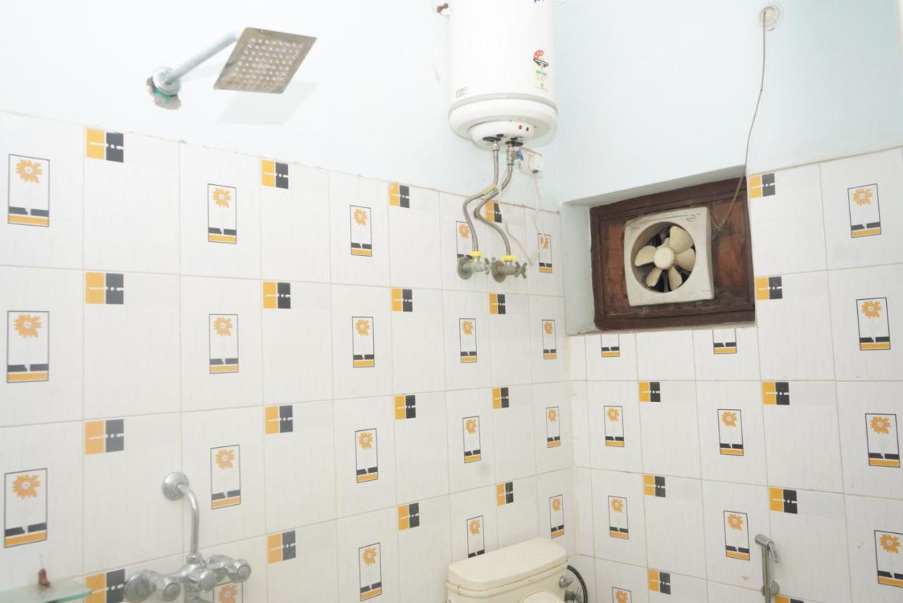 קאנפור Hotel Nirmal Palace מראה חיצוני תמונה